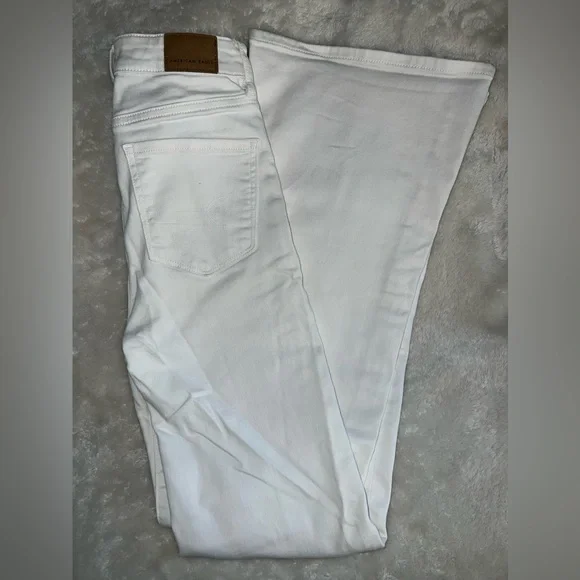 American Eagle Outfitters Crisp White Denim Boot Cut Jeans - Picture 5 of 8